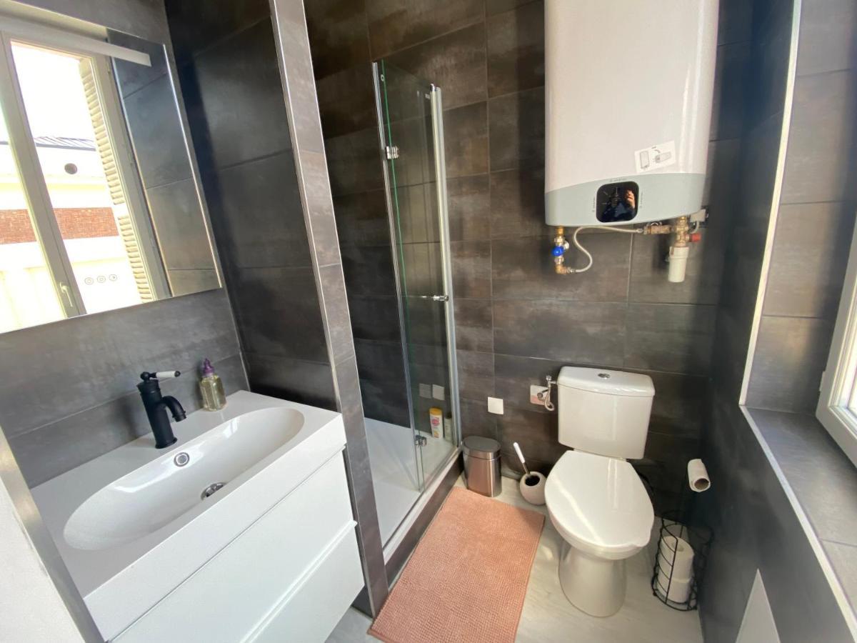 Pink Cosy Apartment Louviers Ngoại thất bức ảnh